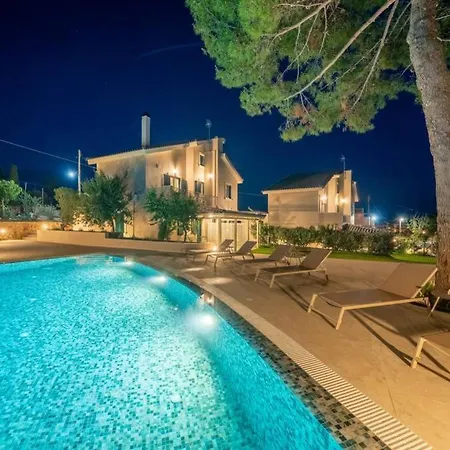 Seashell Luxury - 1 Lixouri